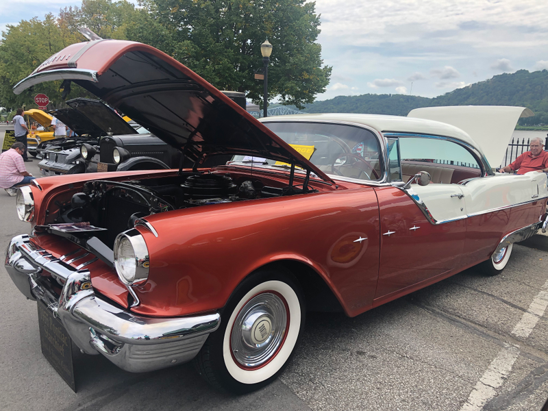Illustration for article titled Car show in Madison (warning: obvs very big photo dump)